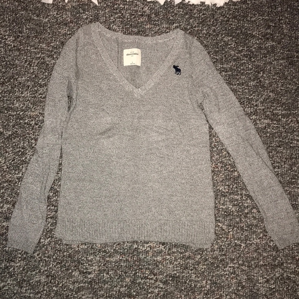Gray sweater